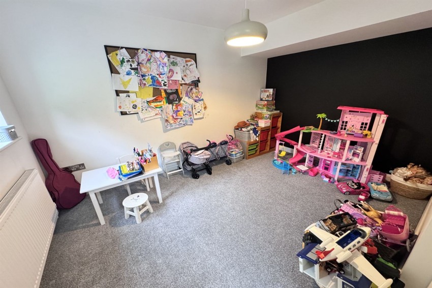 Images for St. Anns Close, Chapel-En-Le-Frith, SK23