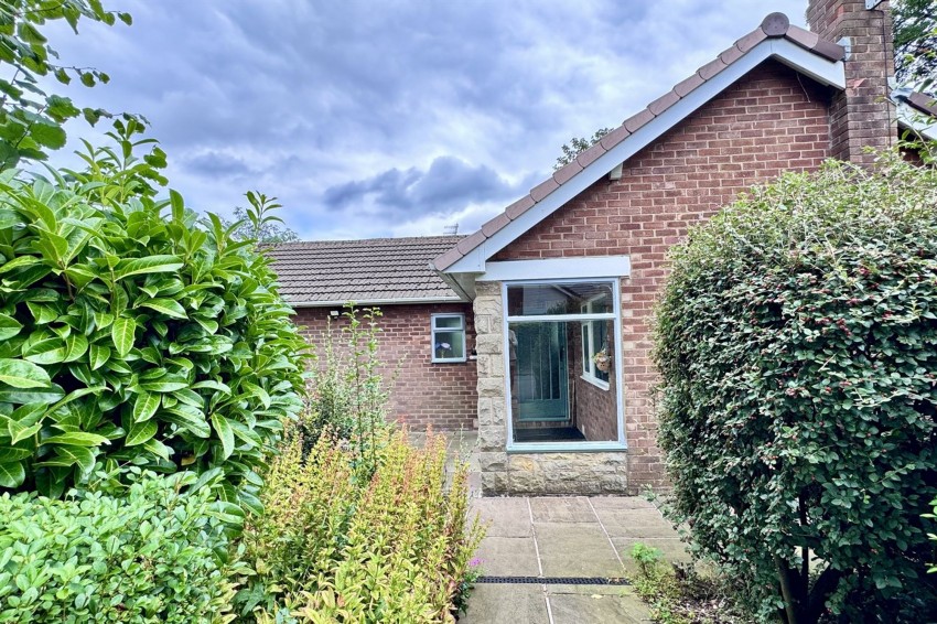 Images for Kingsmoor Road, Glossop, SK13