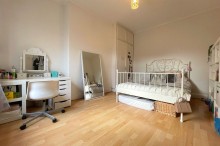 Images for Barkers Lane, Sale, M33