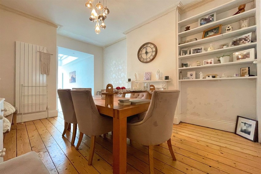 Images for Barkers Lane, Sale, M33