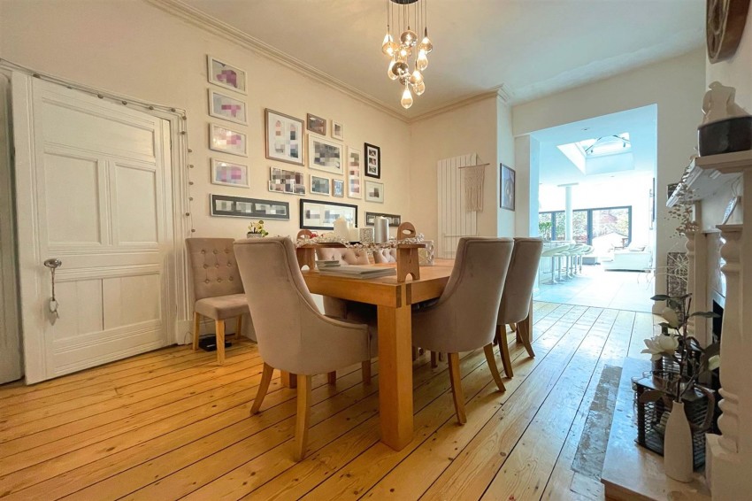 Images for Barkers Lane, Sale, M33