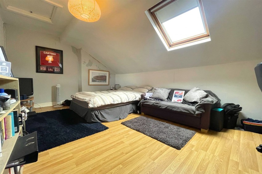 Images for Barkers Lane, Sale, M33