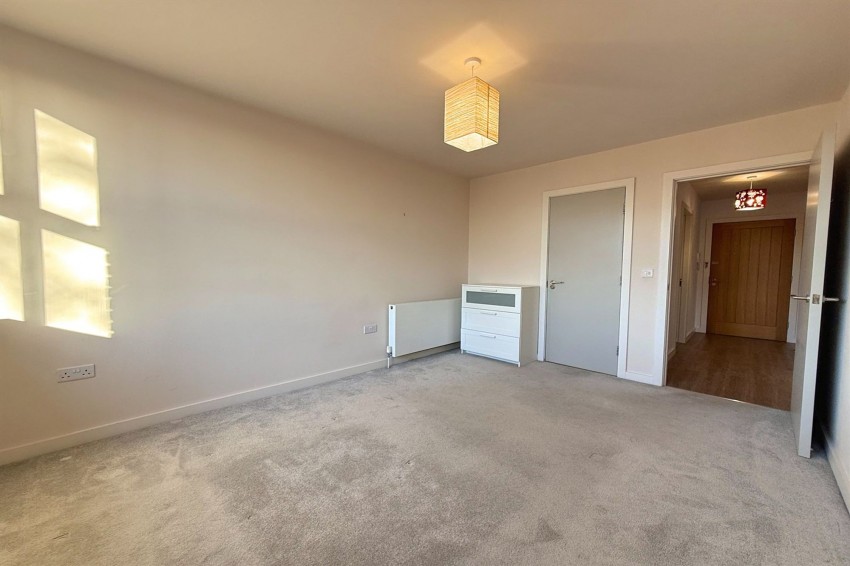 Images for Dane Road, Metro House, M33