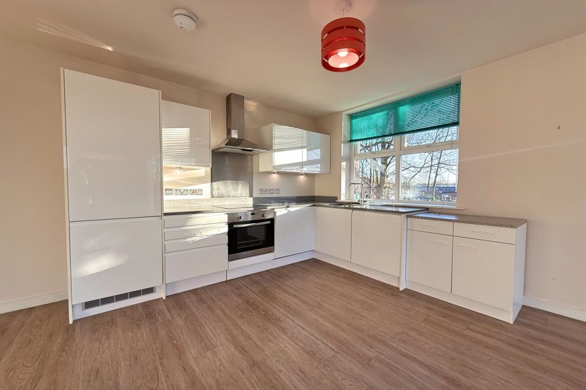 Images for Dane Road, Metro House, M33