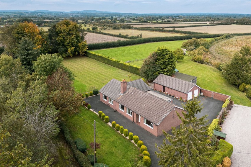 Images for Wrexham Road, Holt, LL13