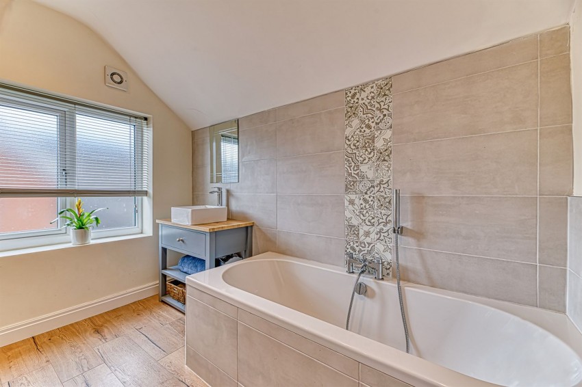 Images for Bank House Lane, Helsby, WA6