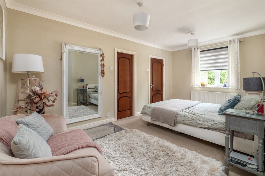 Images for Carrwood, Hale Barns, WA15