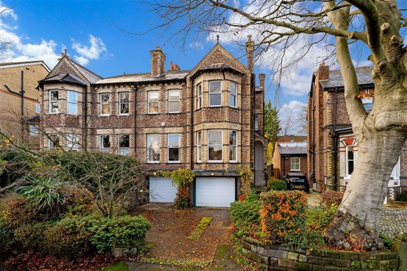 Burlington Road, Altrincham, WA14