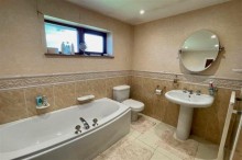 Images for Broadway, Hale, WA15