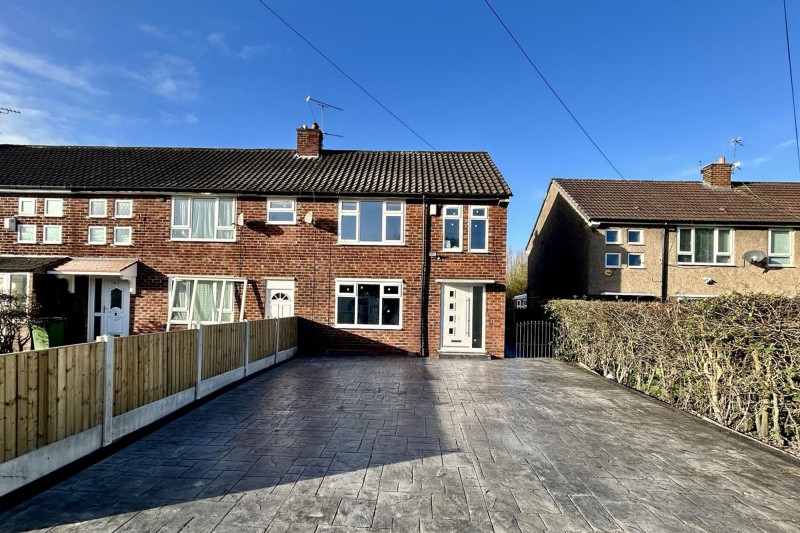 Bruntwood Lane, Heald Green, SK8