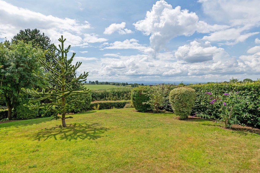 Images for Dobers Lane, Frodsham, WA6