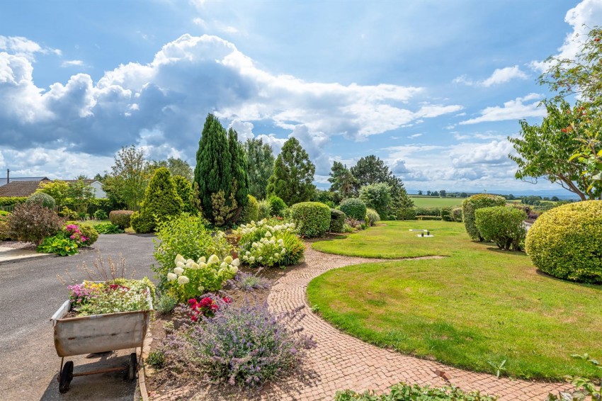 Images for Dobers Lane, Frodsham, WA6