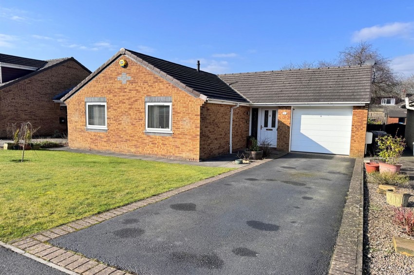 Images for Beaumont Drive, Dove Holes, SK17