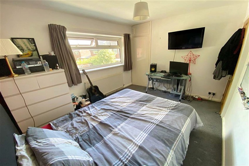 Images for Broad Road, Sale, M33