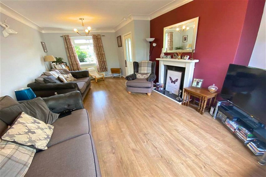 Images for Broad Road, Sale, M33