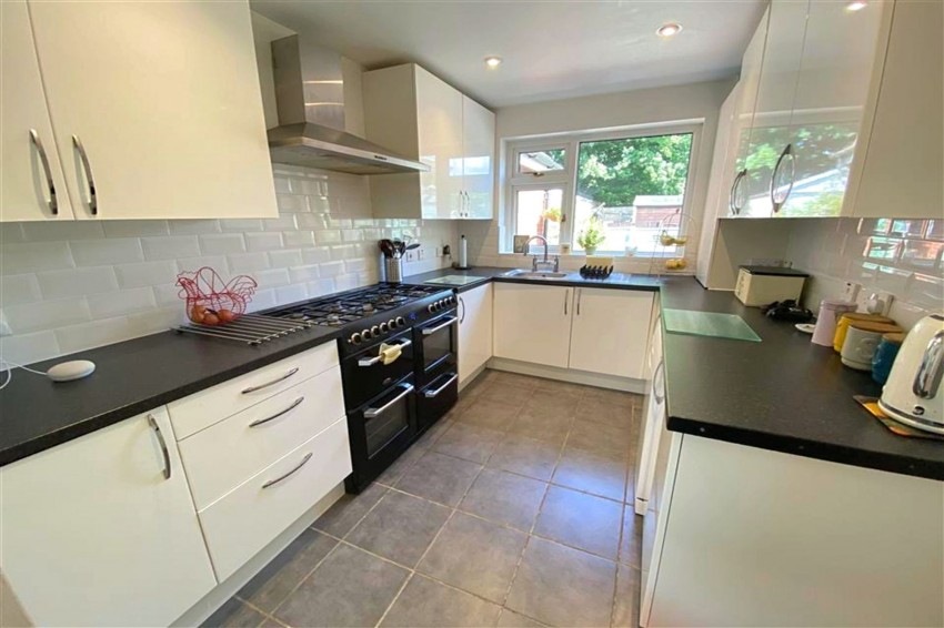 Images for Broad Road, Sale, M33