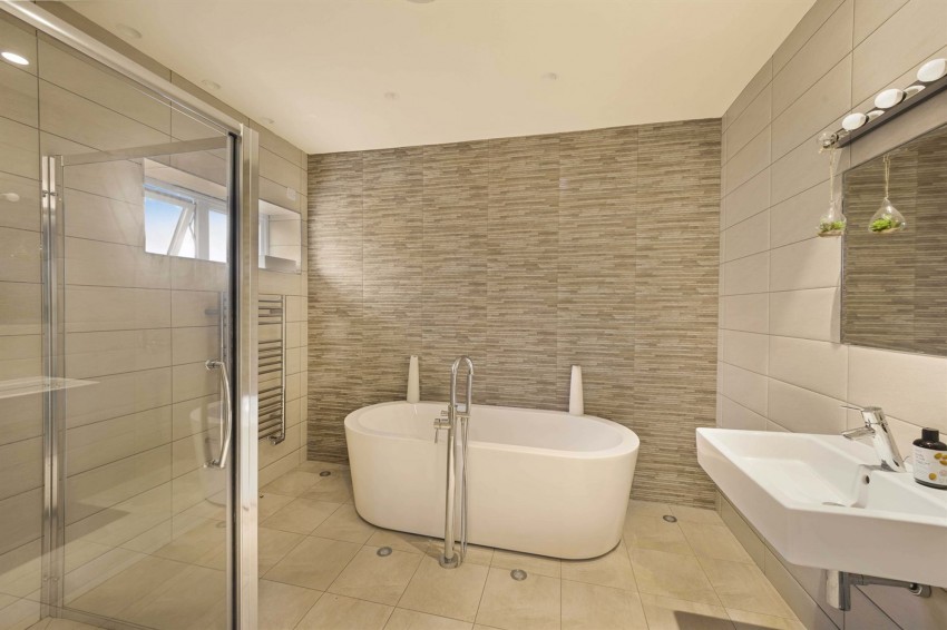 Images for Whalley Road, Hale, WA15