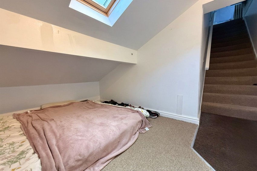 Images for Queens Road, Sale, M33