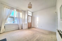 Images for Alice Street, Sale, M33