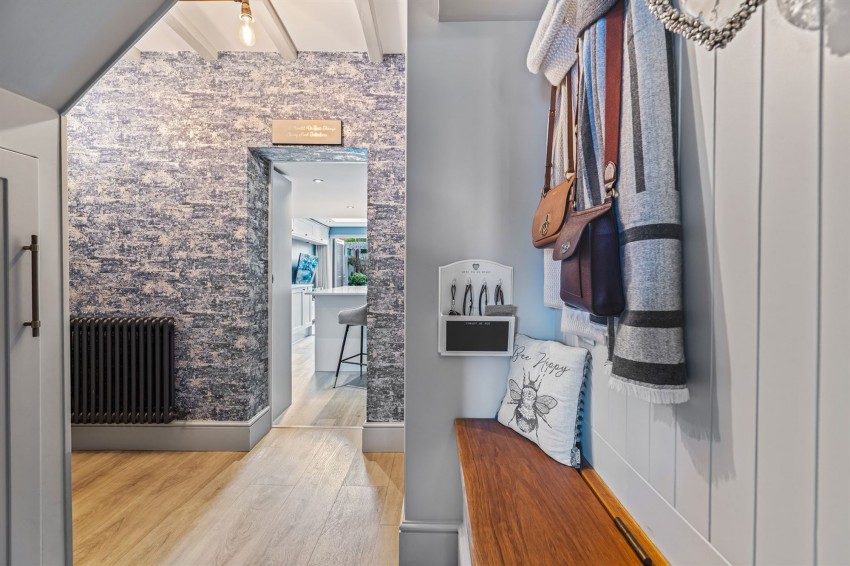 Images for Bates Lane, Helsby, WA6