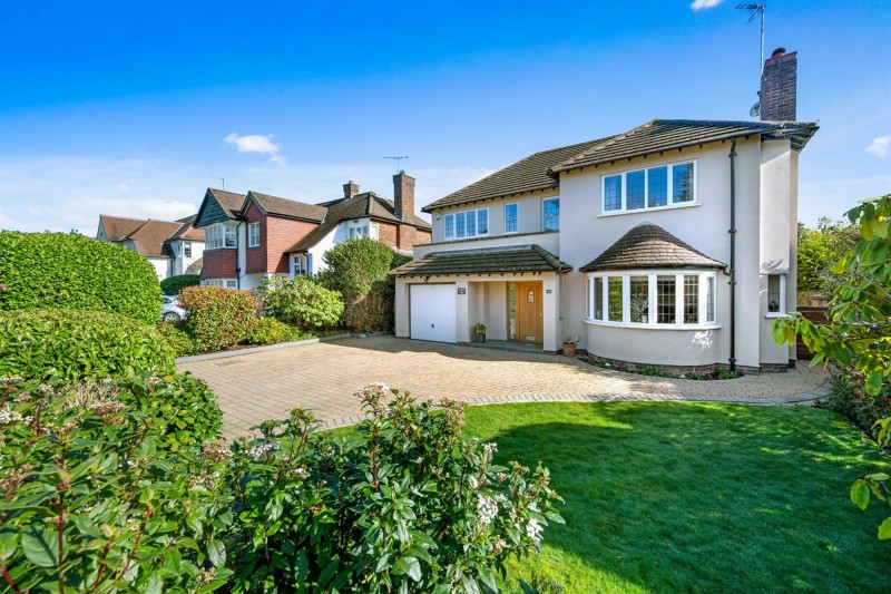 Parkway, Wilmslow, SK9