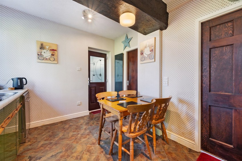 Images for Moss Lane, Sale, M33