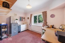 Images for Broad Road, Sale, M33