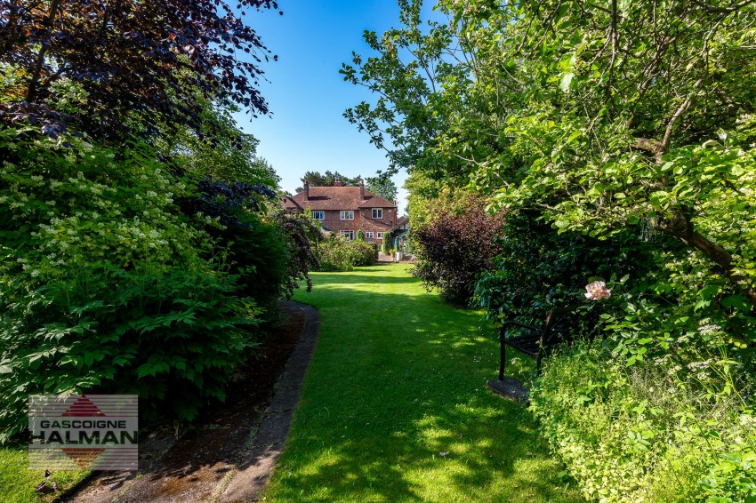 Images for Broad Road, Sale, M33