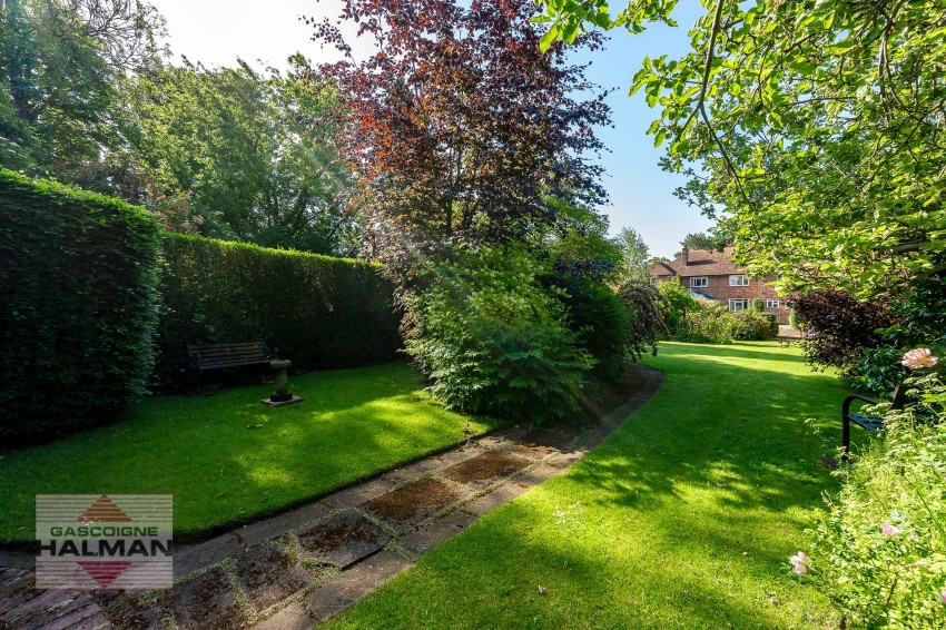 Images for Broad Road, Sale, M33