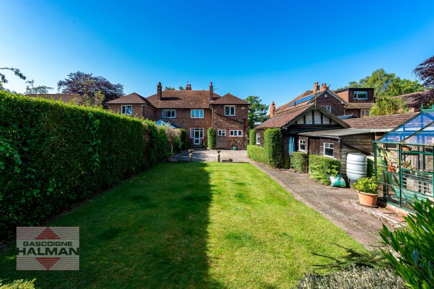 Images for Broad Road, Sale, M33