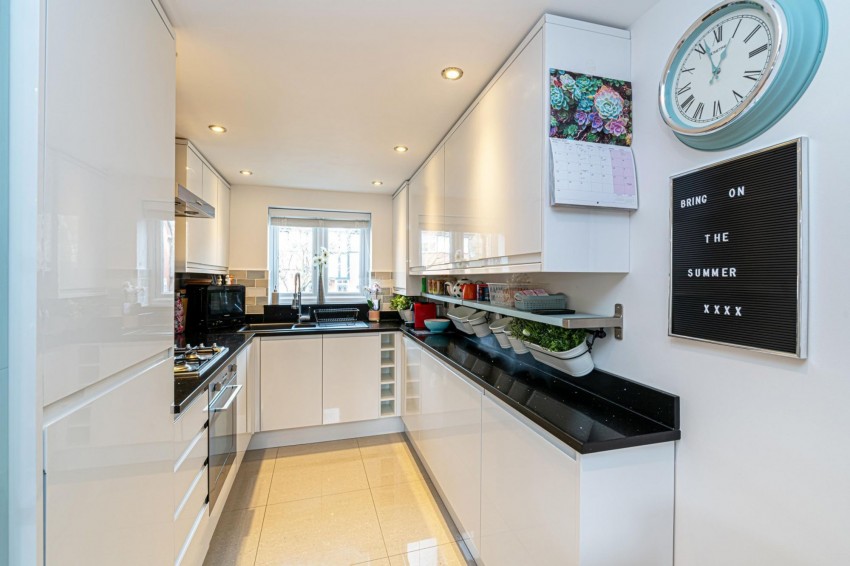 Images for Fingerpost Lane, Norley, WA6