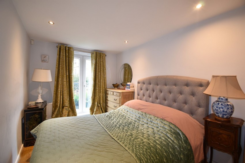 Images for George Street, Alderley Edge, SK9