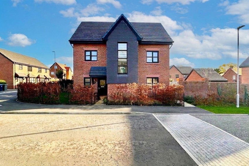 Images for Newcome Drive, Poynton, SK12