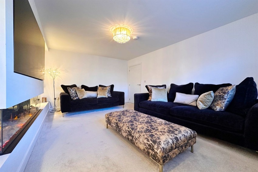 Images for Newcome Drive, Poynton, SK12