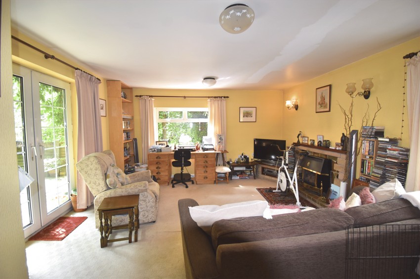 Images for Hayfield Road, New Mills, SK22