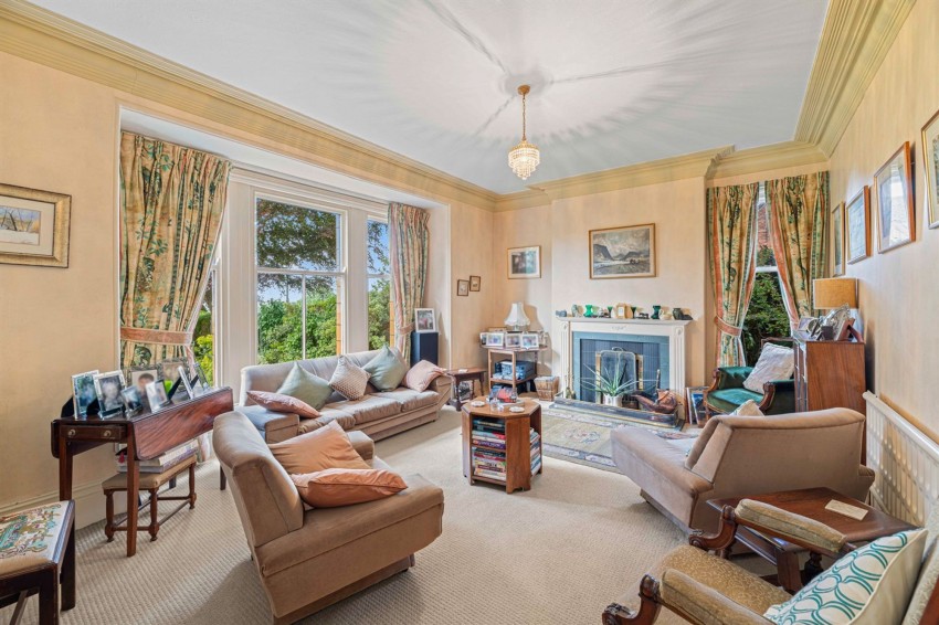 Images for Vicarage Lane, Helsby, WA6