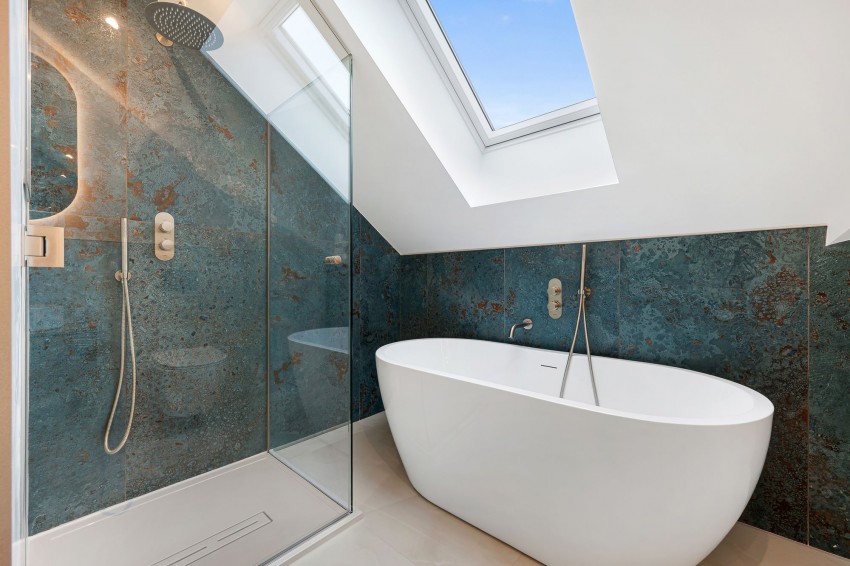 Images for Highfield Avenue, Sale, M33