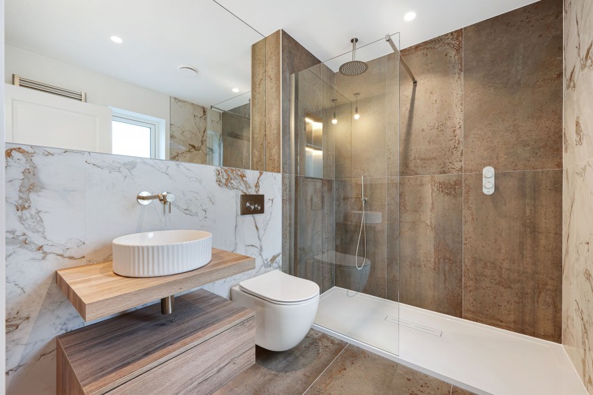 Images for Highfield Avenue, Sale, M33