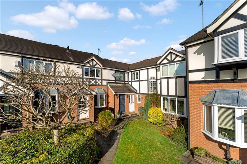 Ascot Close, Macclesfield, SK10