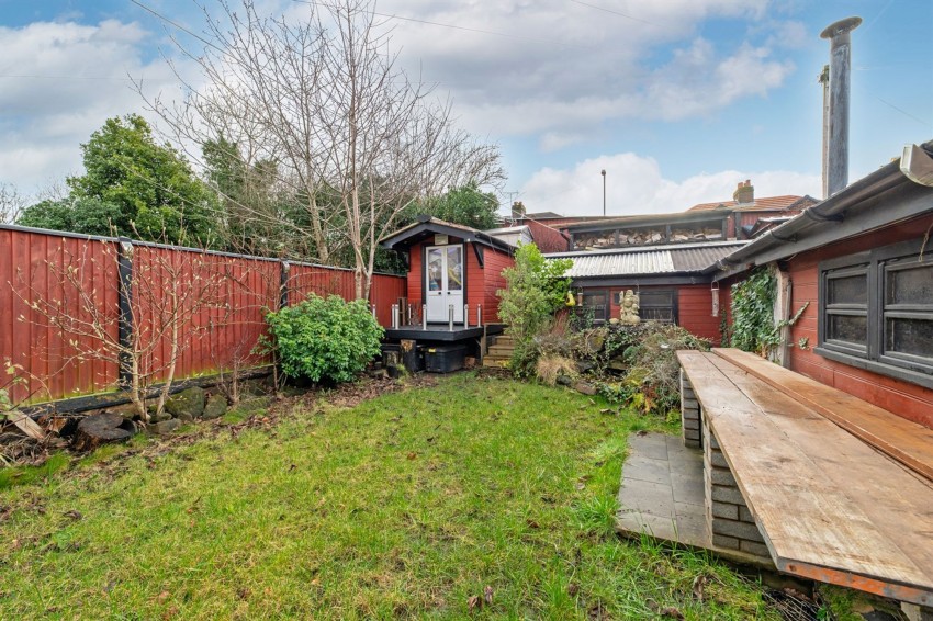 Images for Homeway, Helsby, WA6