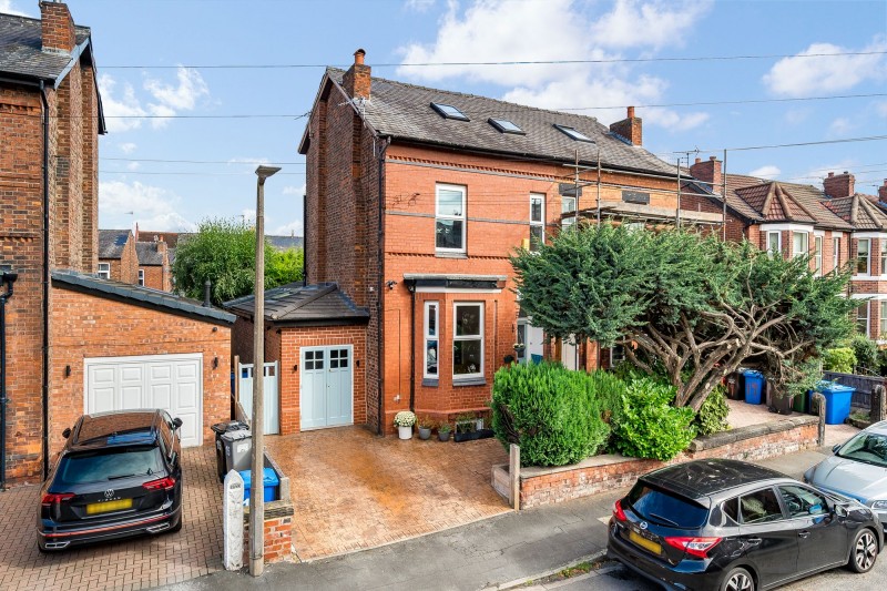 Baxter Road, Sale, M33