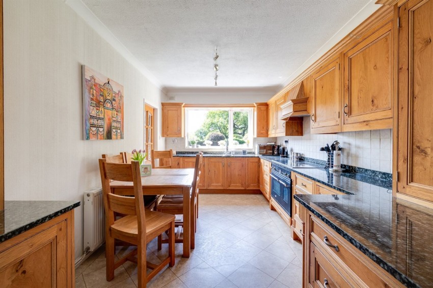 Images for Manor Park, Great Barrow, CH3