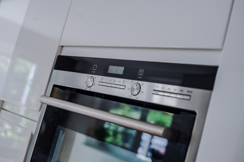 Images for Abington Road, Sale, M33