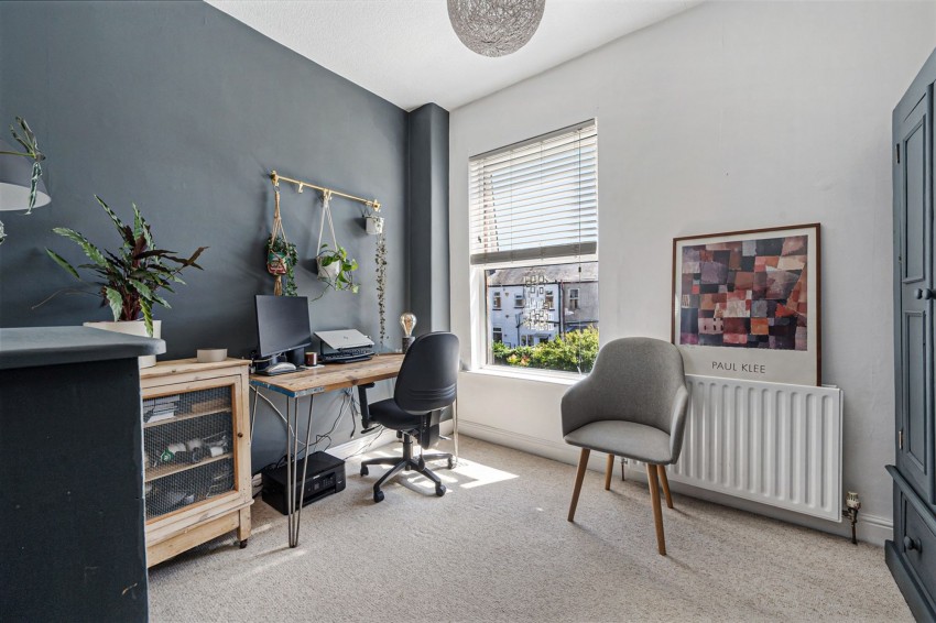Images for Abington Road, Sale, M33