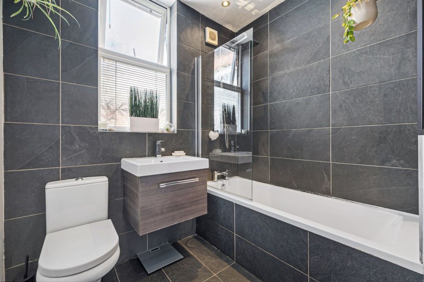 Images for Abington Road, Sale, M33