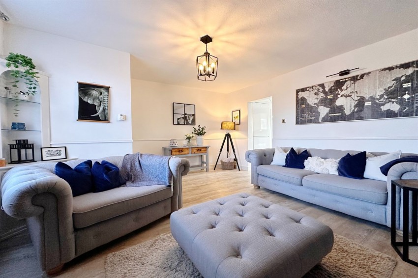 Images for London Road South, Poynton, SK12