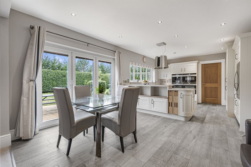 Images for Shackleton Road, Woodford, SK7