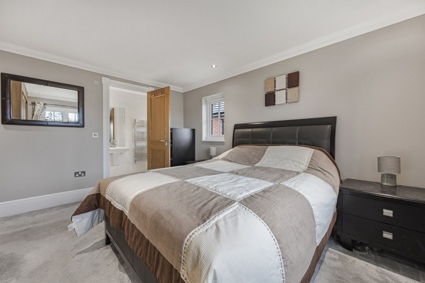 Images for Shackleton Road, Woodford, SK7