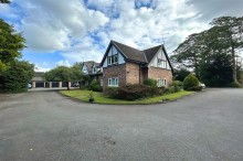 Images for The Avenue, Oakleigh Mews, M33