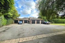 Images for The Avenue, Oakleigh Mews, M33